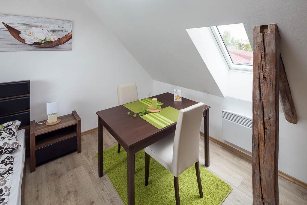 Apartmany Pod Namestim Telč Buitenkant foto